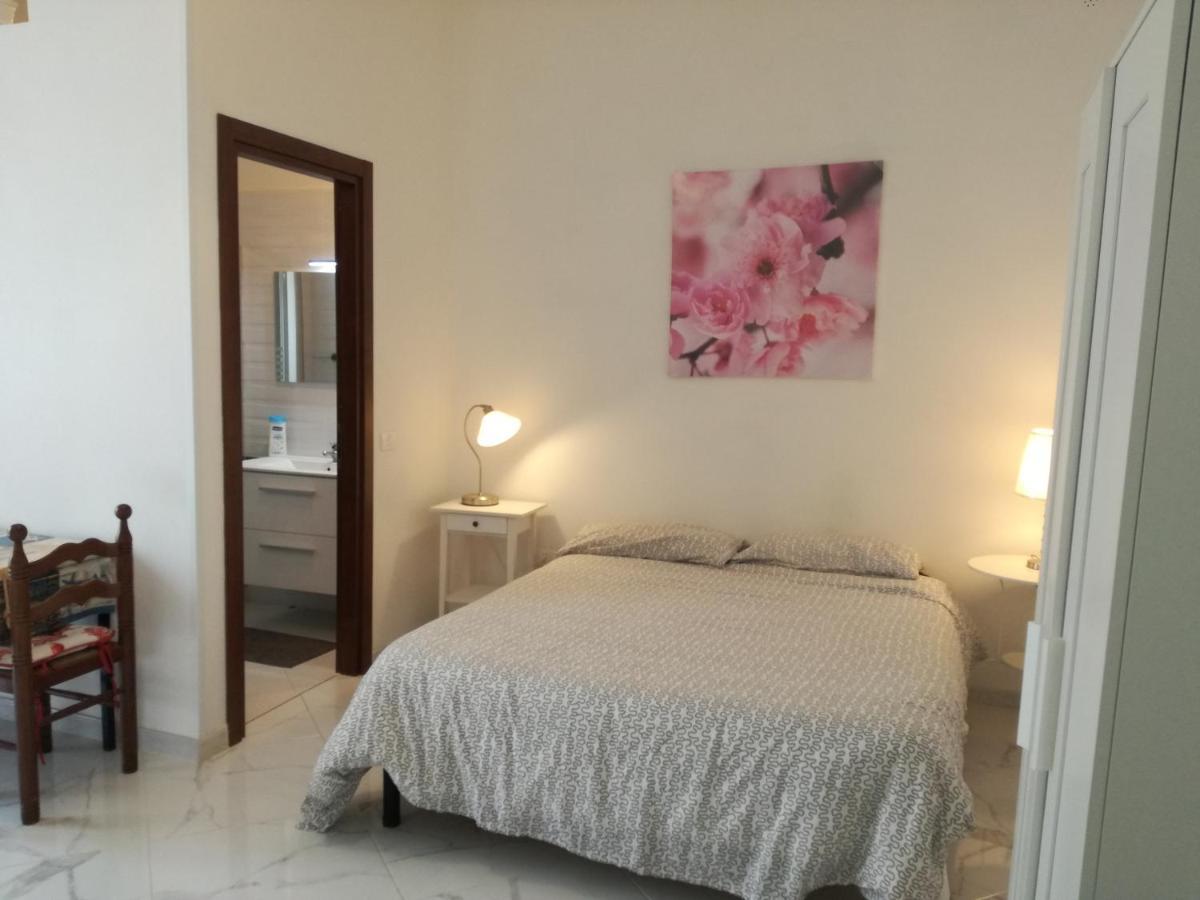Casa Margherita Piano Terra Mondragone Luaran gambar